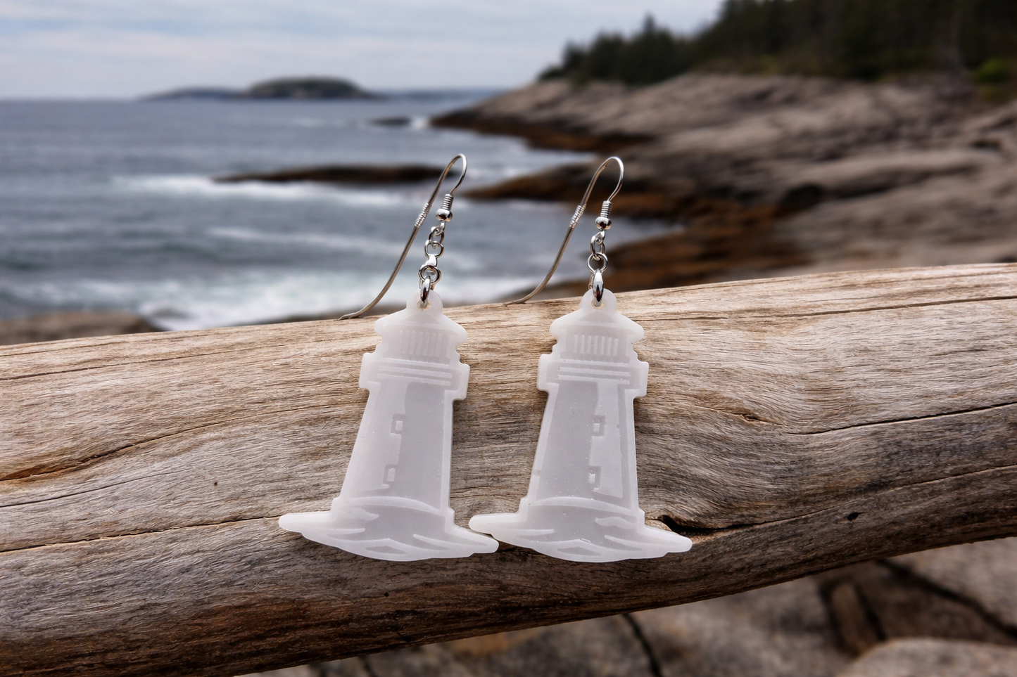 Light House Earrings White