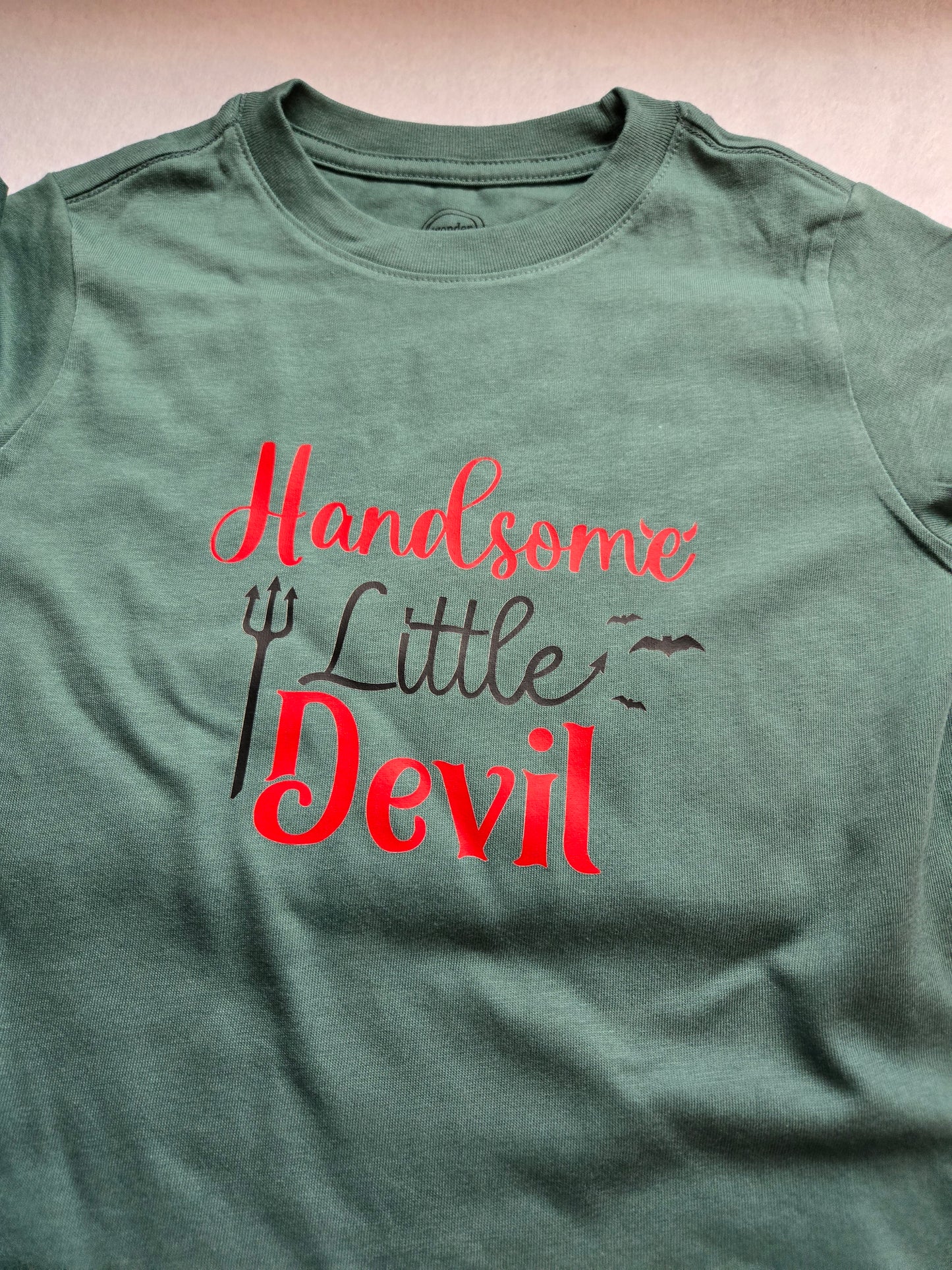 T-shirt Handsome Devil