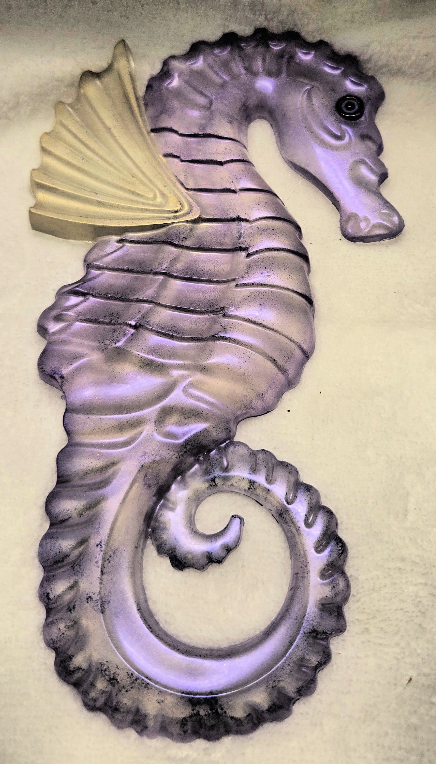 Seahorse resin purple hues