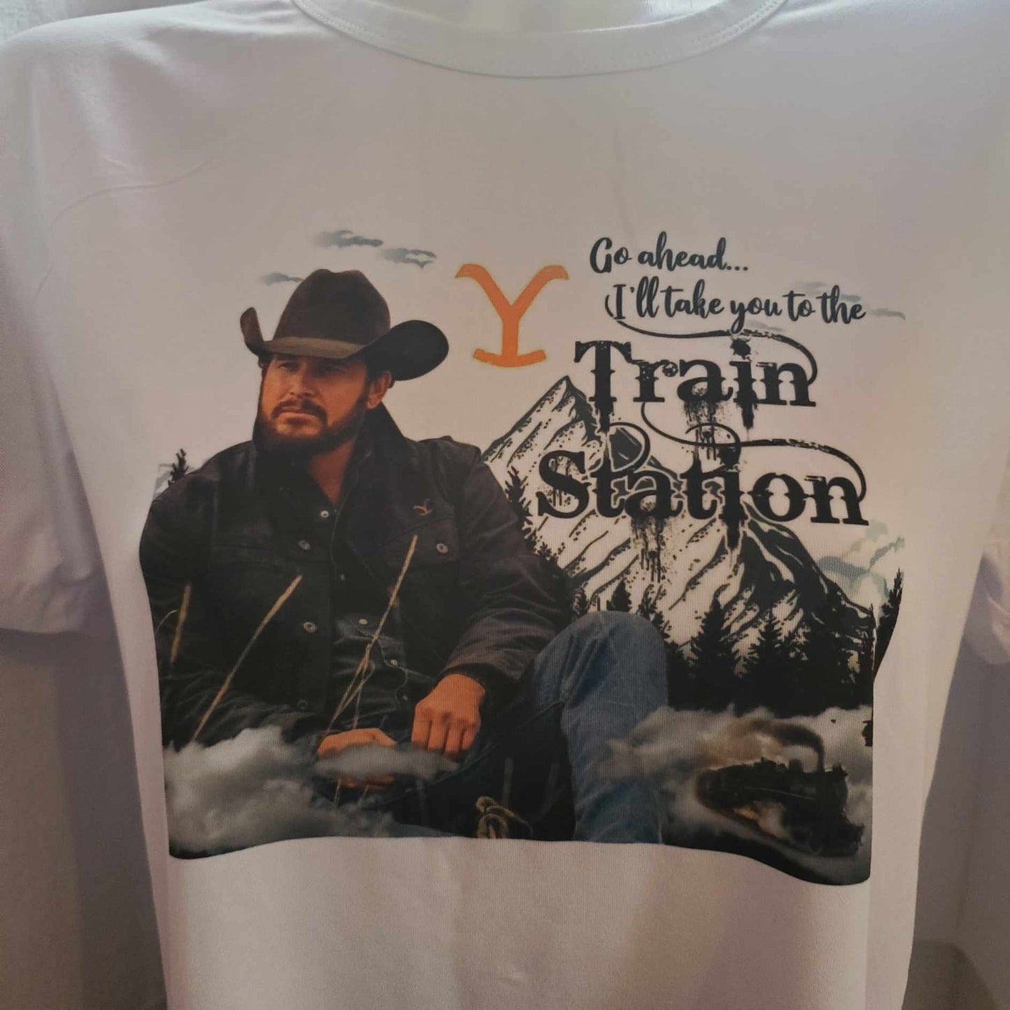 T shirt Train Station