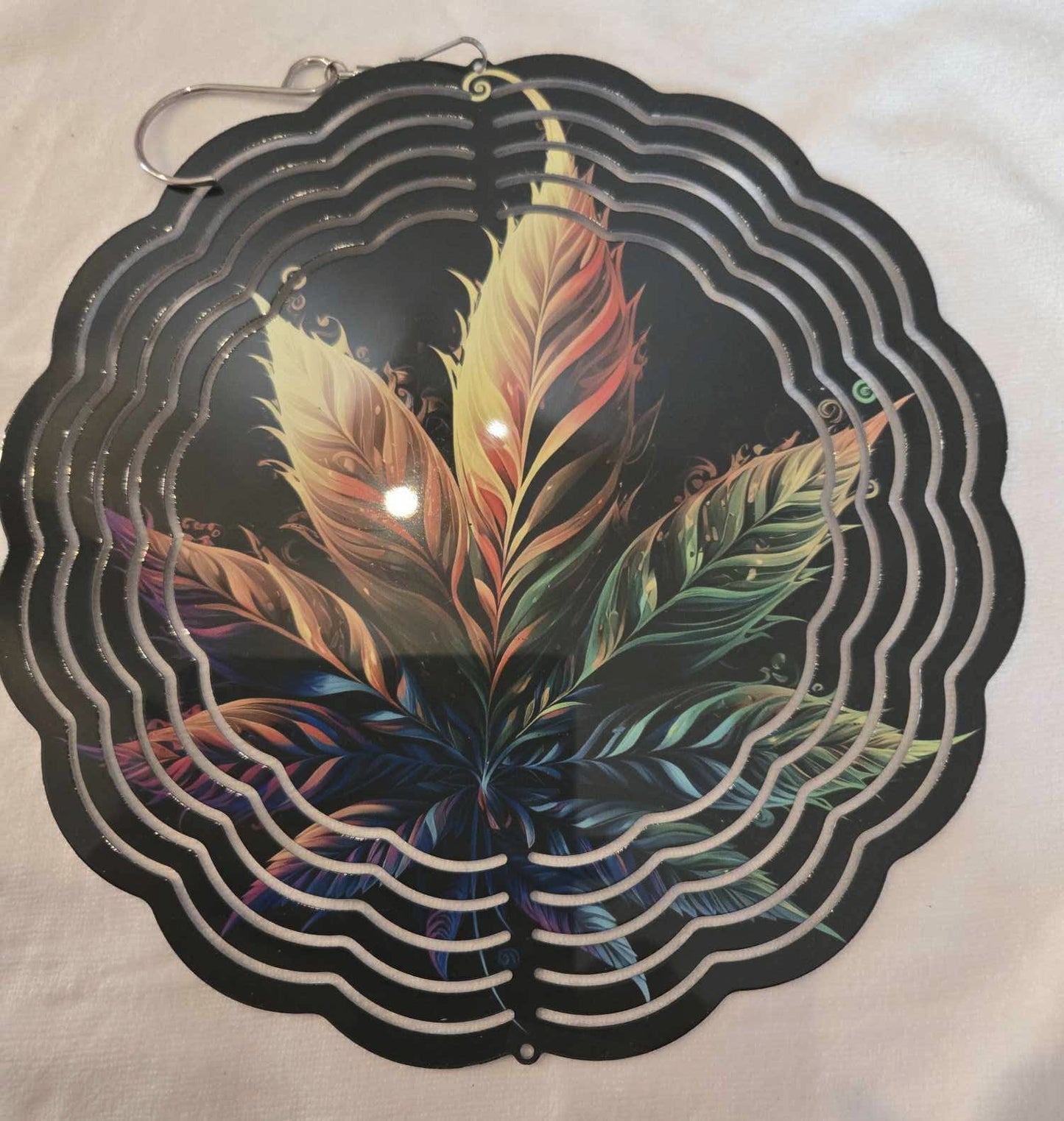 Wind Spinner Pot leaf