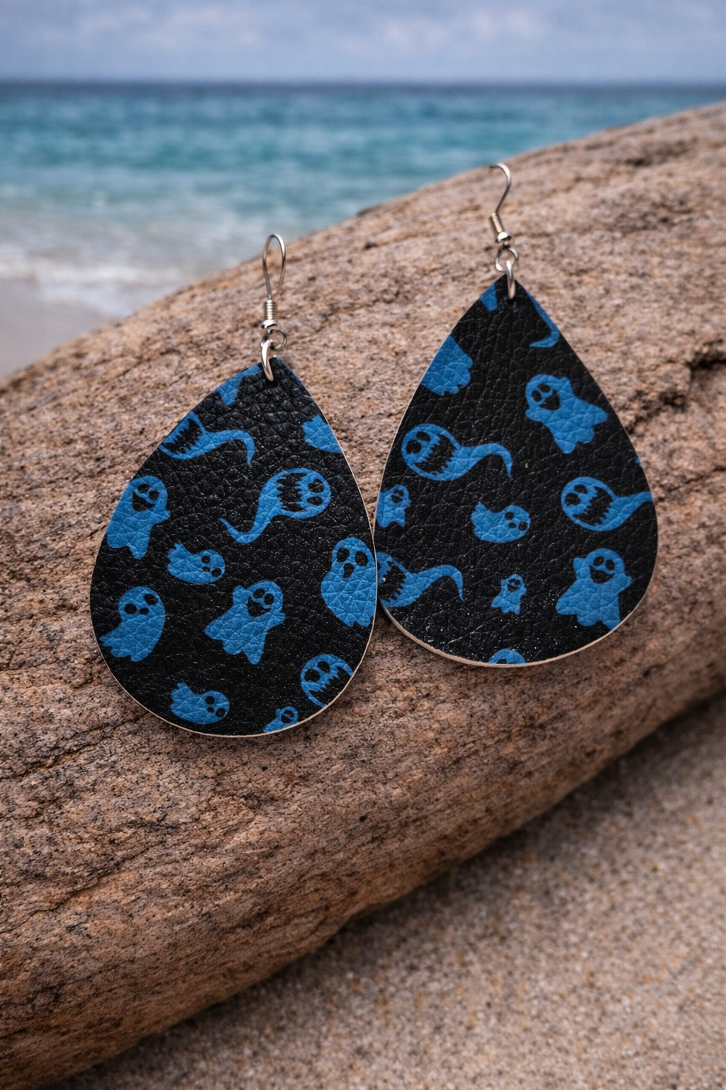 Earrings Ghost