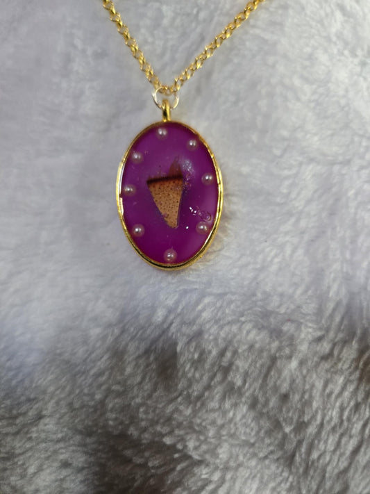 Lobster Notch Necklace with pearls