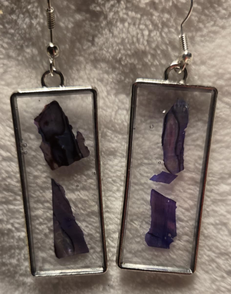 Shell Fragment Earrings