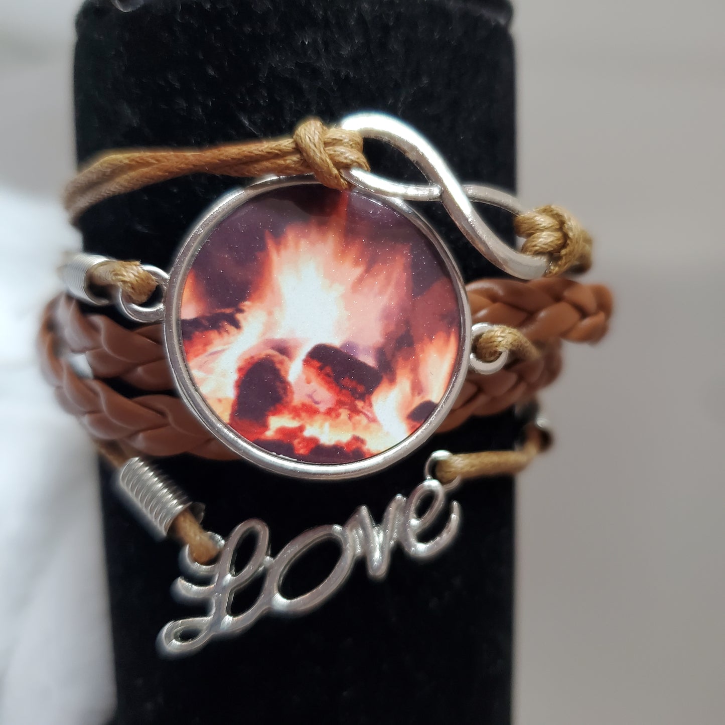 Bracelet with fire