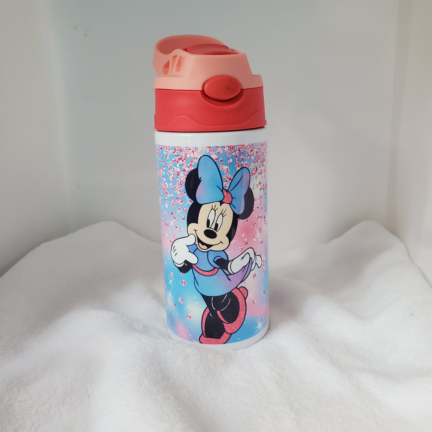 Child's tumbler with Minnie