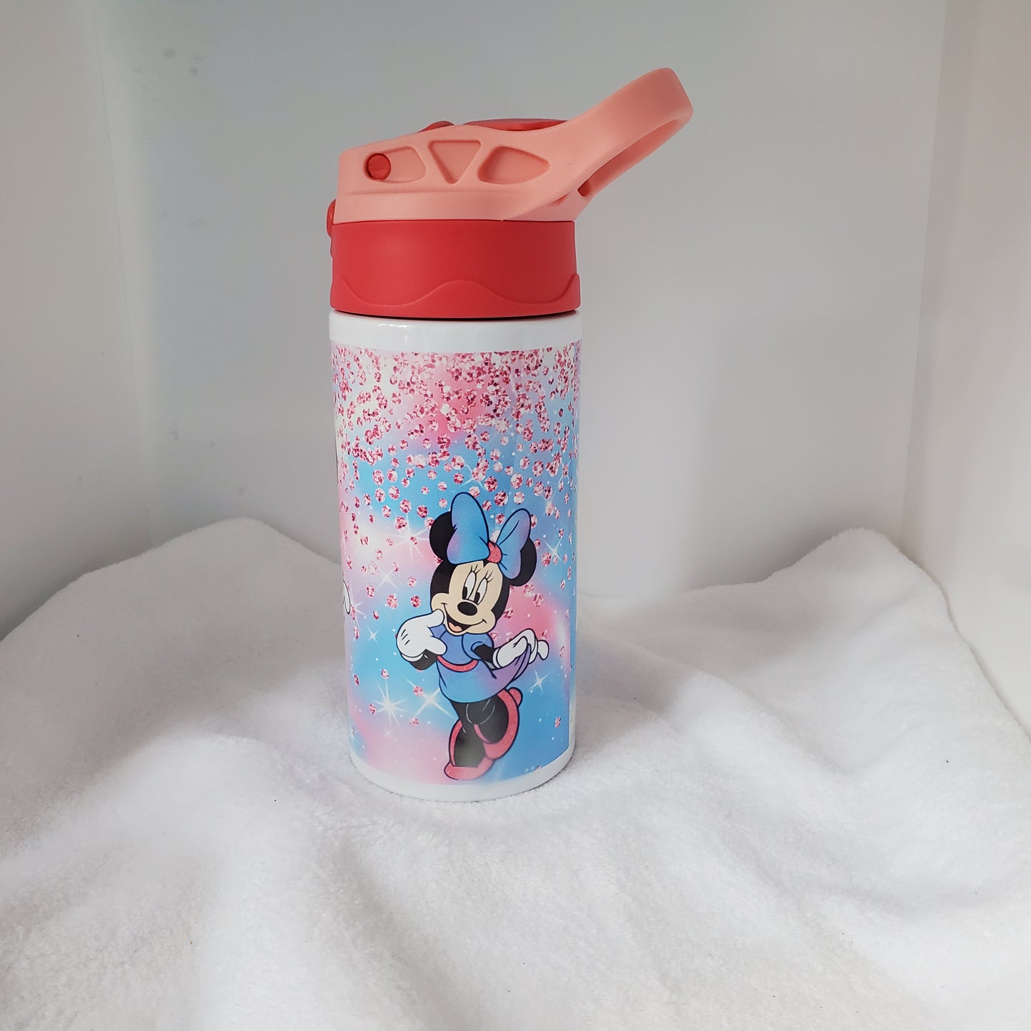 Child's tumbler with Minnie