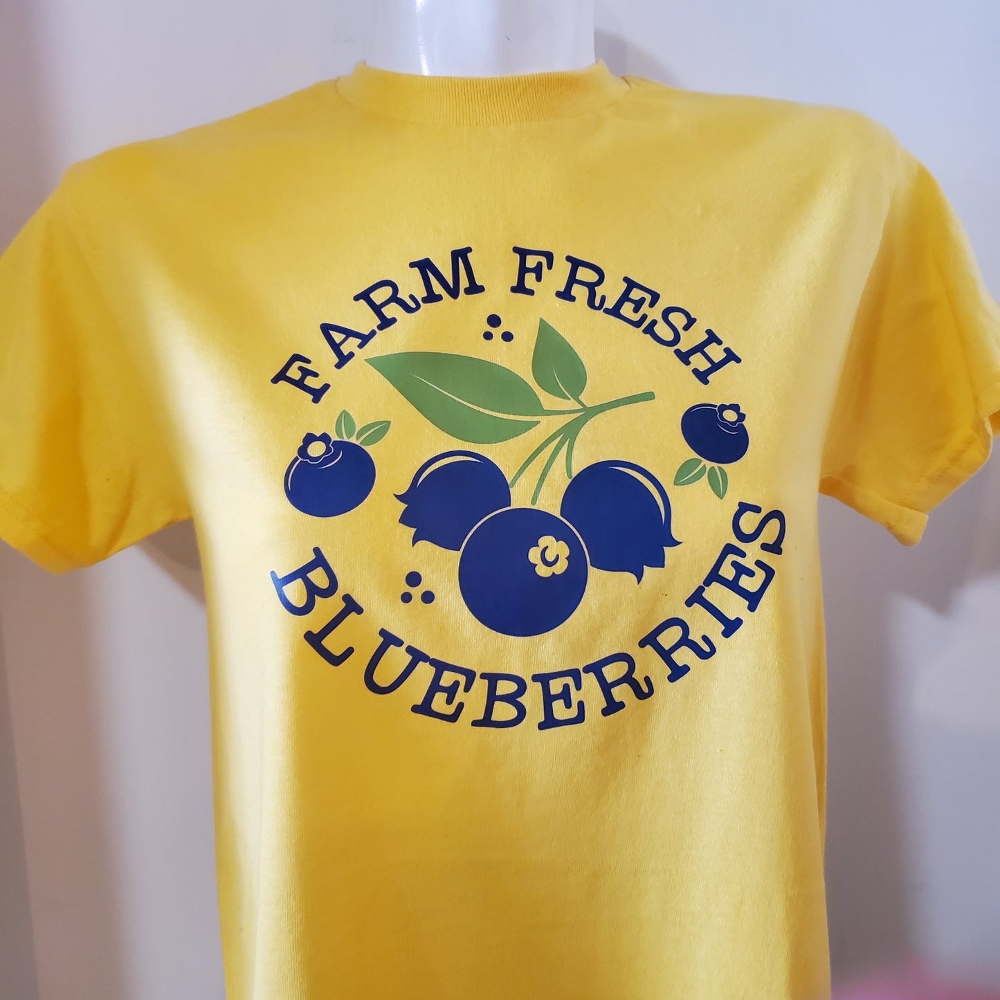 T shirt Fresh Blueberries