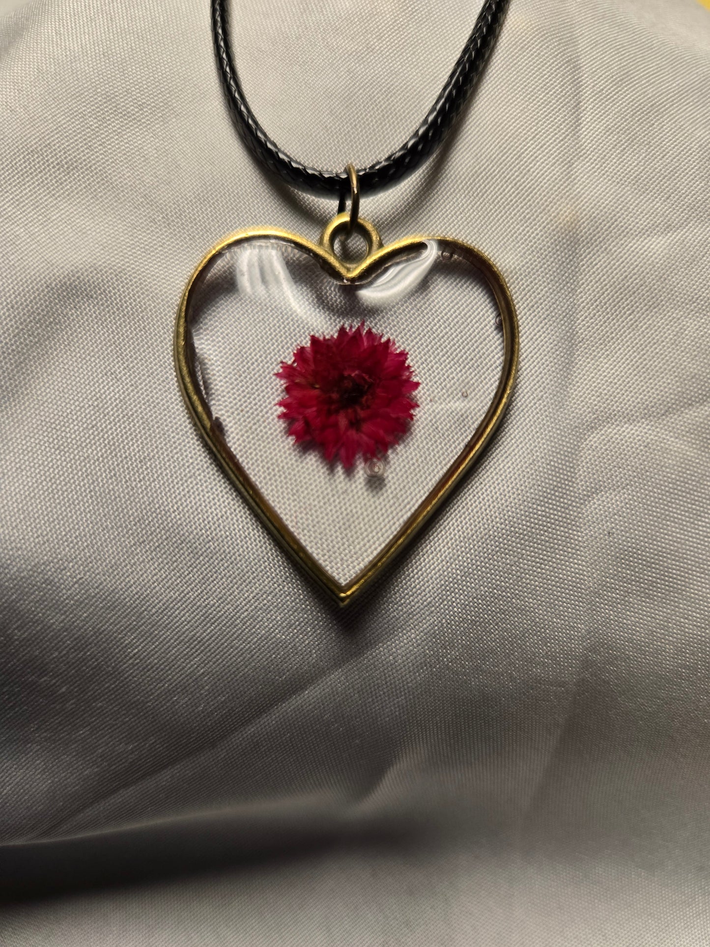 Necklace Pink Flower in Heart