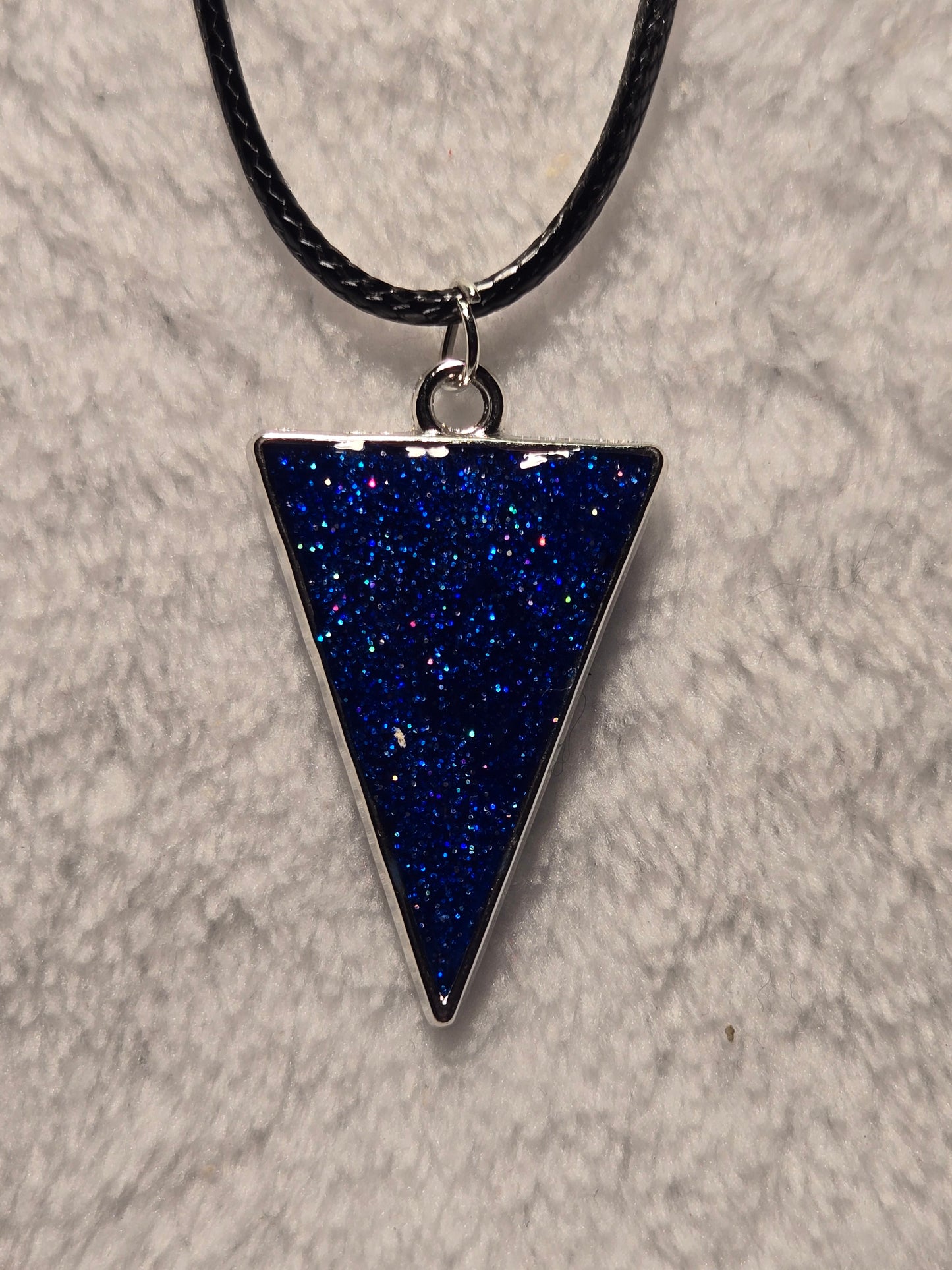 Necklace Triangle black sparkle