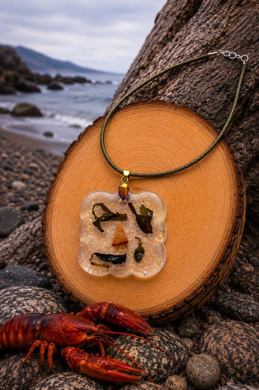 Lobster notch and Seaweed Necklace