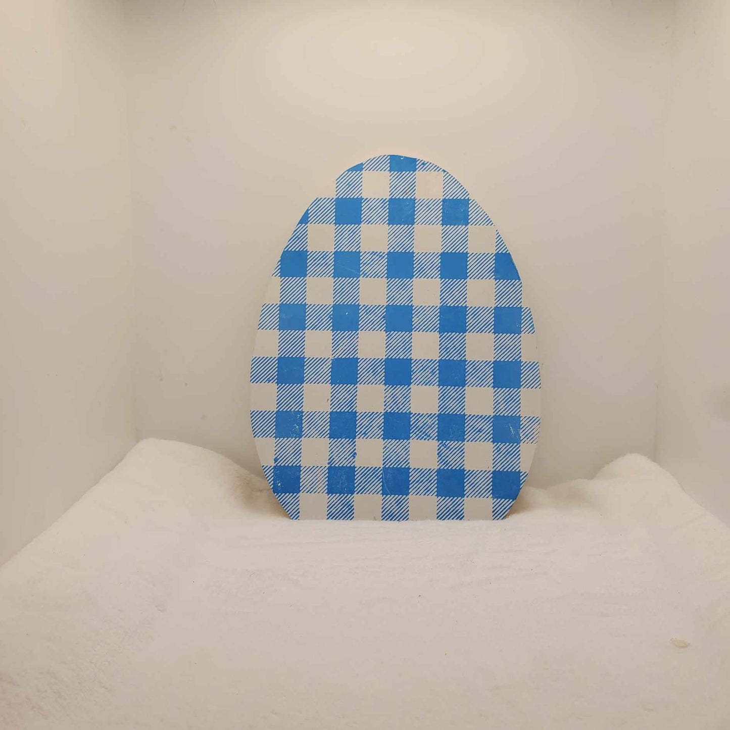 Blue Checked Eater Egg Shelf Sitter