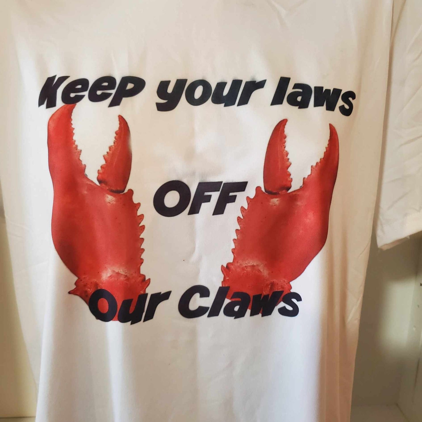 T shirt Laws off Claws