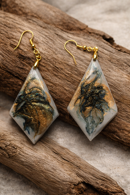 Earrings Gold Twirl