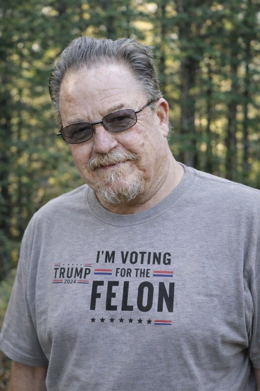 T shirt Voting for Felon